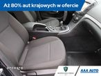 Opel Insignia - 10