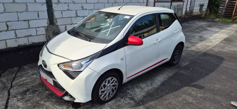 Toyota Aygo II (2014-) 1.0 VVT-i Black Edition 2021