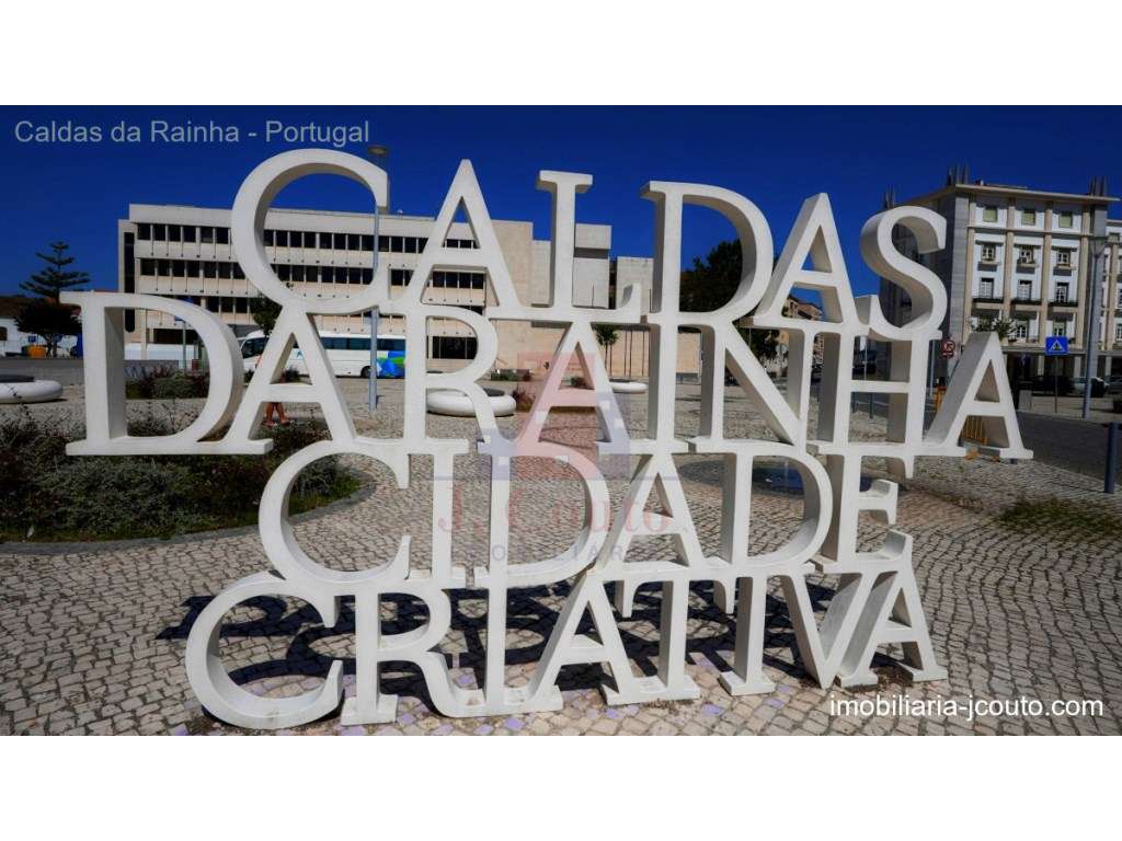 MORADIA T2 com quintal em Caldas da Rainha-20