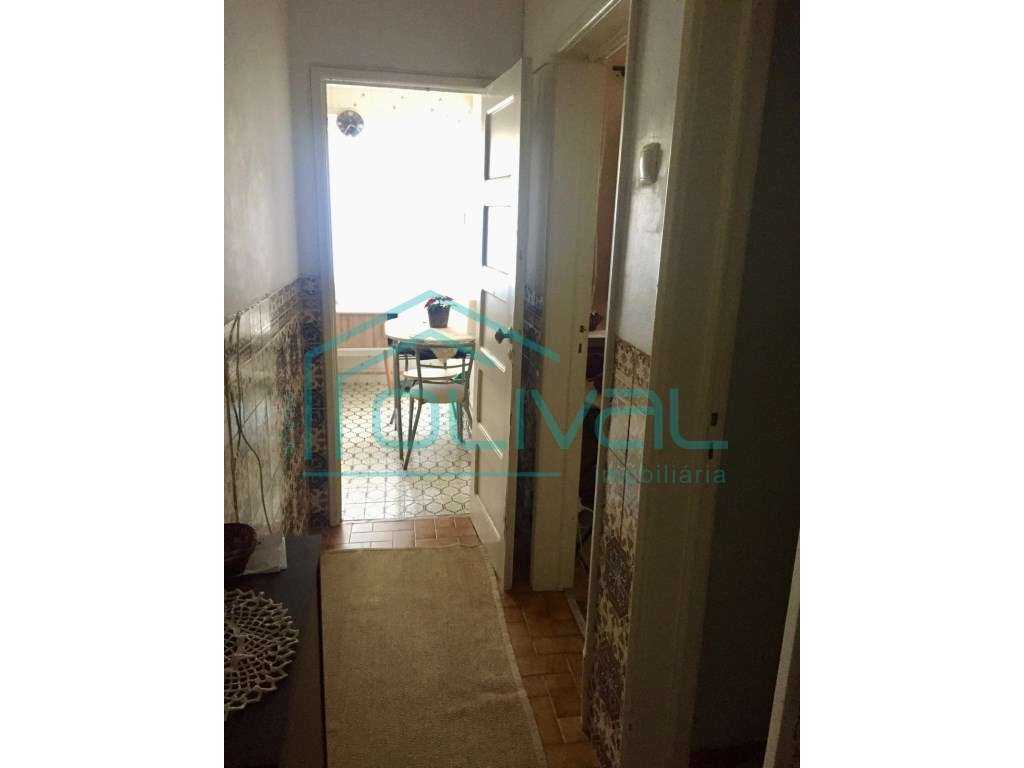 Centro de Alverca apartamento T1 com quintal-8