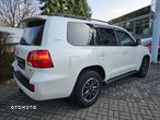 Toyota Land Cruiser - 4