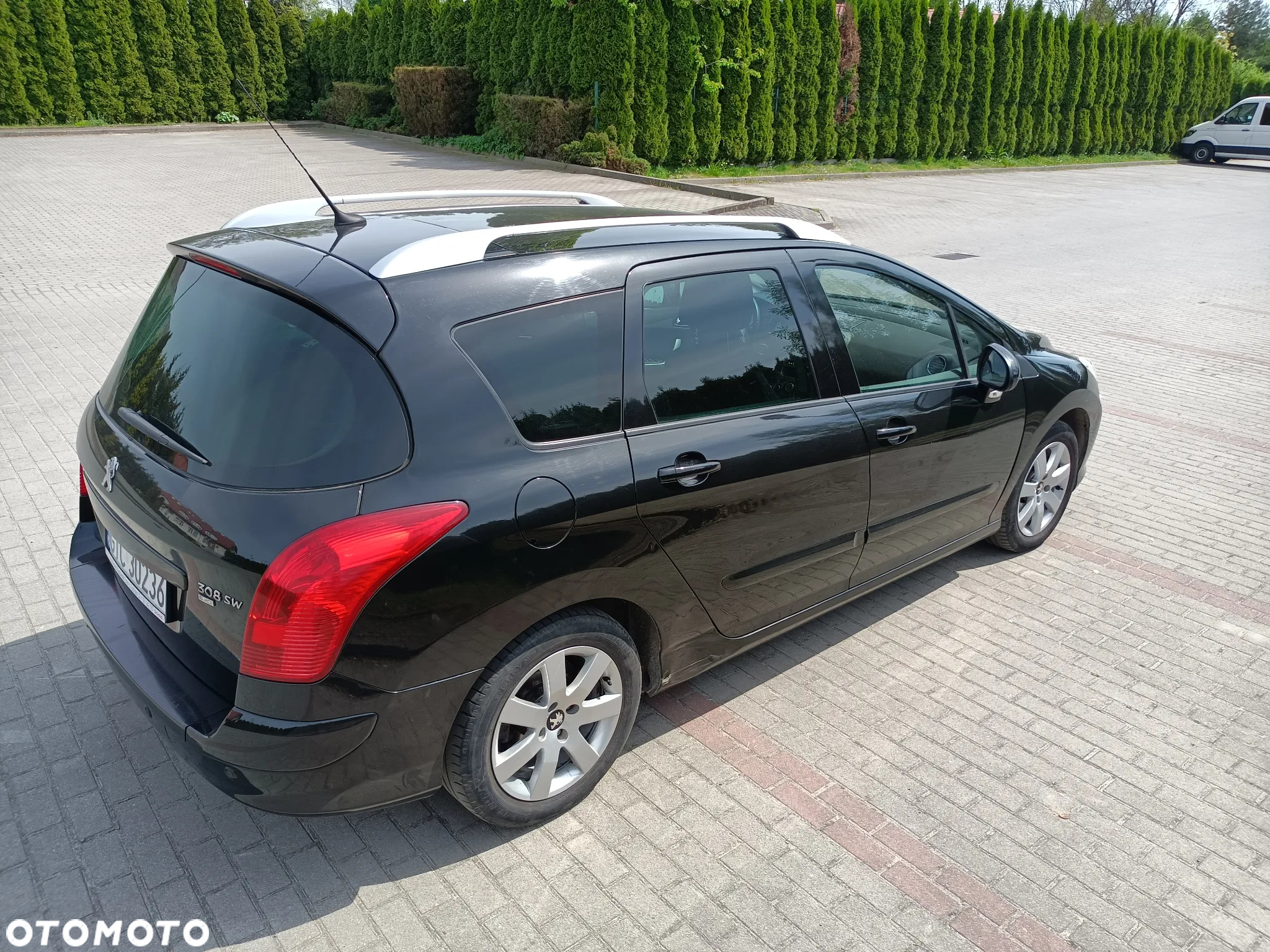 Peugeot 308 1.6 HDi Premium Plus - 4