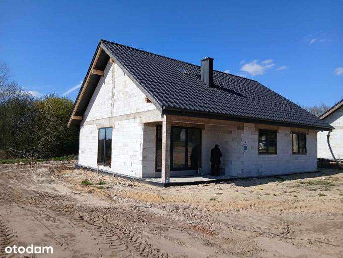Dom wolnostojący 127,5 m2 w wykonaniu Eelewacja-elektryka-Tynki