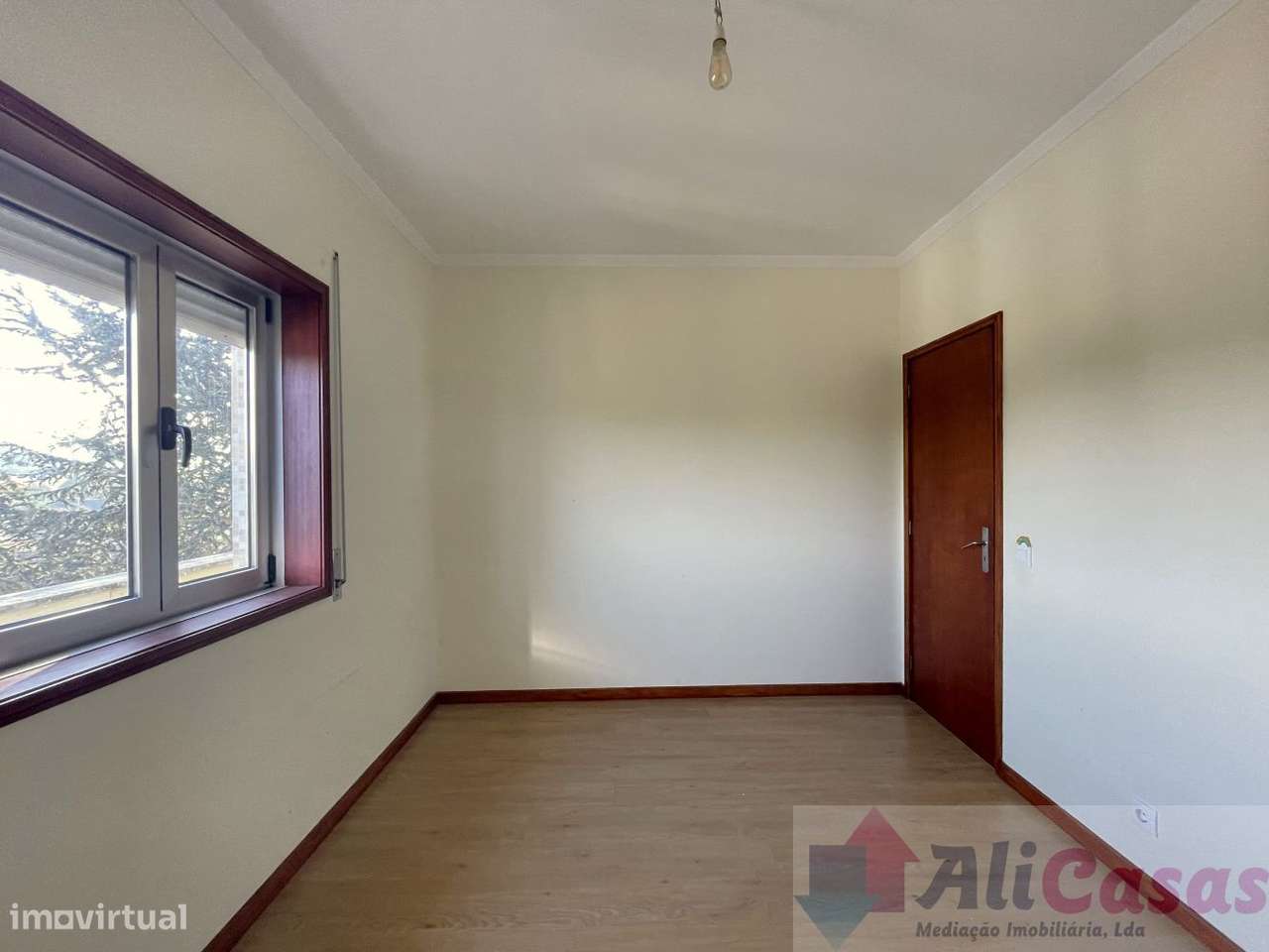 Excelente T3 Tipo Andar-Moradia No 2º e Último piso-29