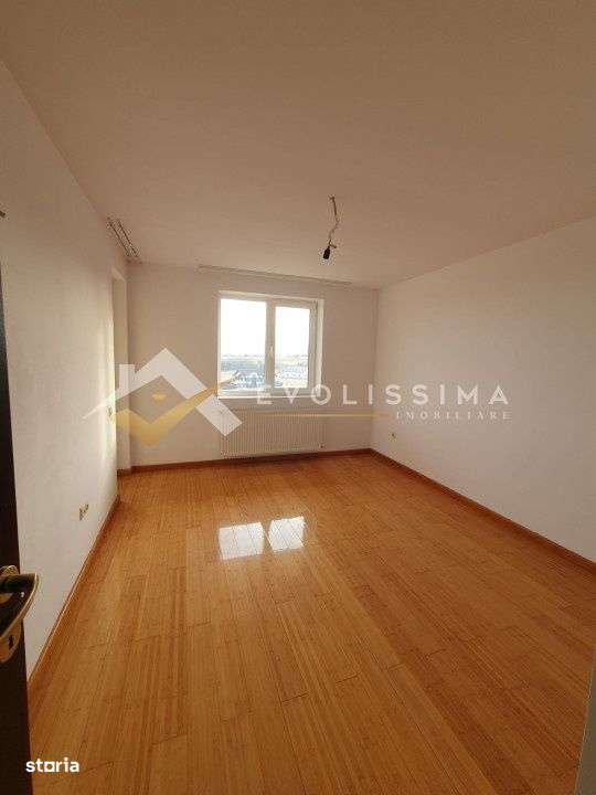 Apartament de trei camere la intrare in Bran-4