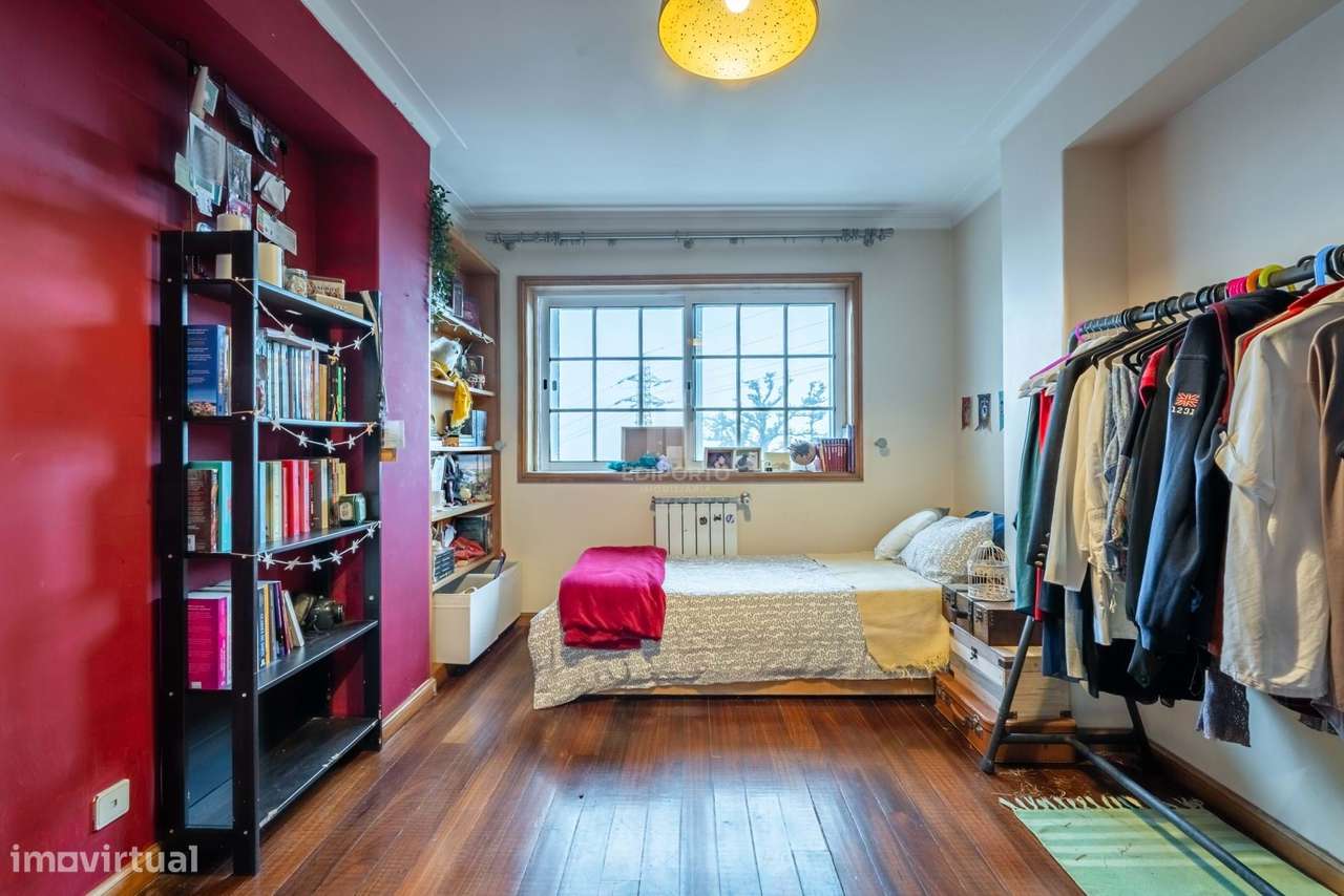 Apartamento T4, em zona Prime de Gaia, na Rua de D.Dinis.-14