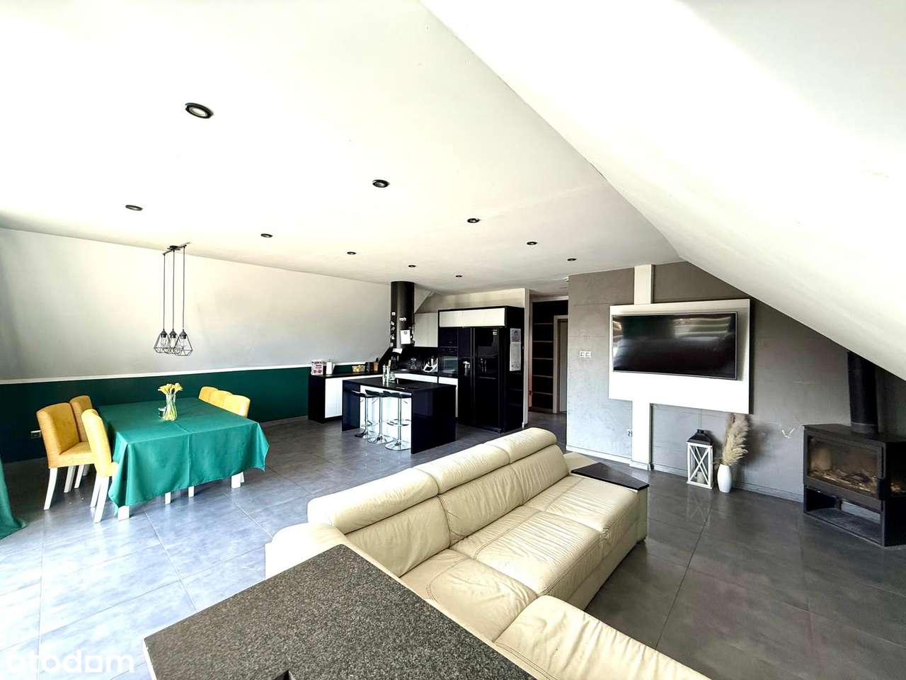 Duży dom Kostrzyca - blisko Karpacza.-5