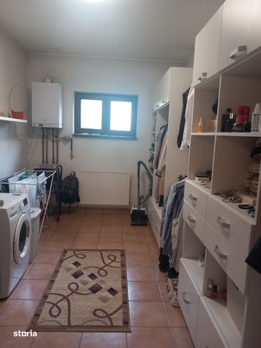 Casa pe un singur nivel,, 250 mp,teren 1260 mp in Sangiorgiu-18