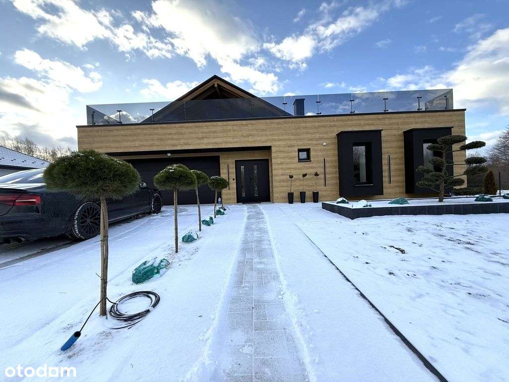 Piękny dom wolnostojący w Krasnem-0