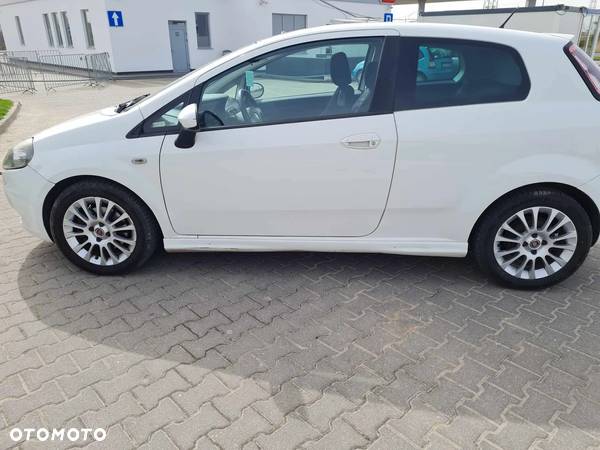 Fiat Grande Punto 1.3 Multijet 16V Dynamic - 2