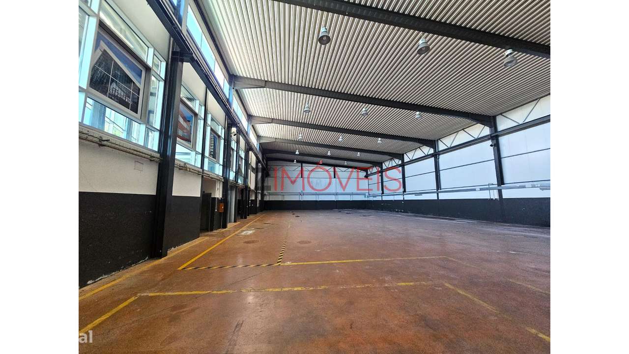 VENDE-SE ARMAZÉM EM AUTOGUIA, OURÉM-15