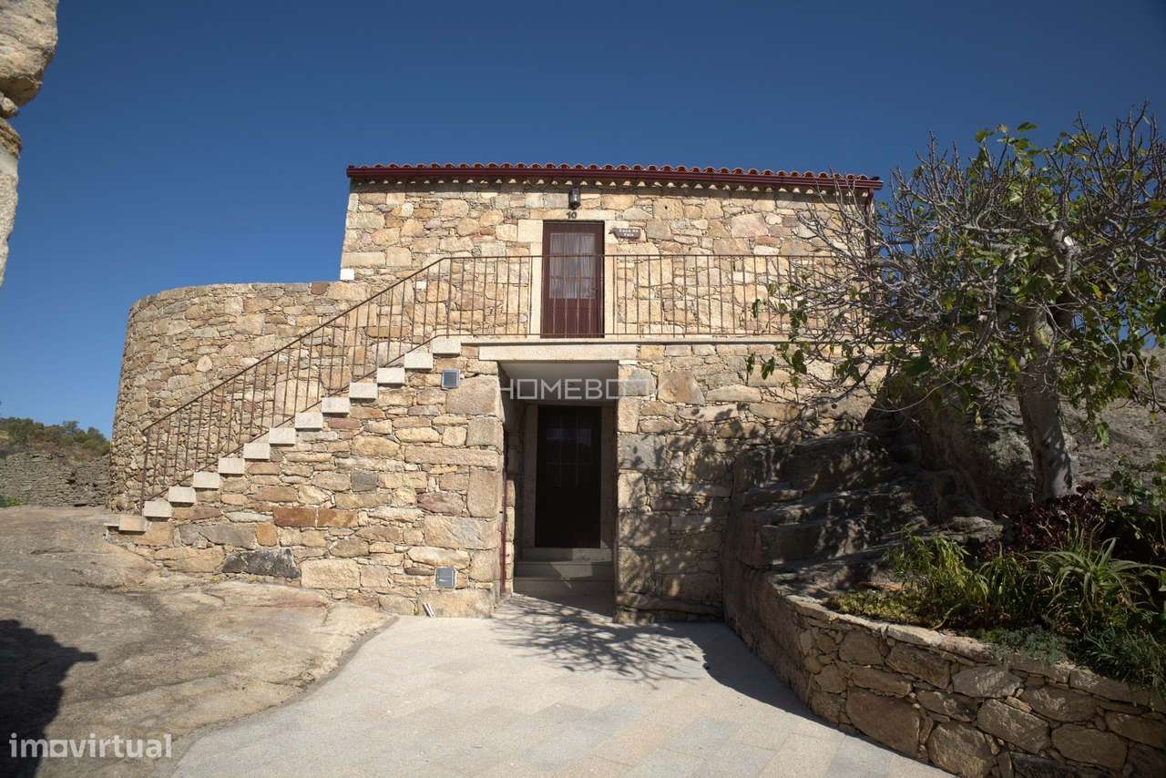 Conjunto de Casas de Aldeia para Turismo Rural – Vale do Côa-9