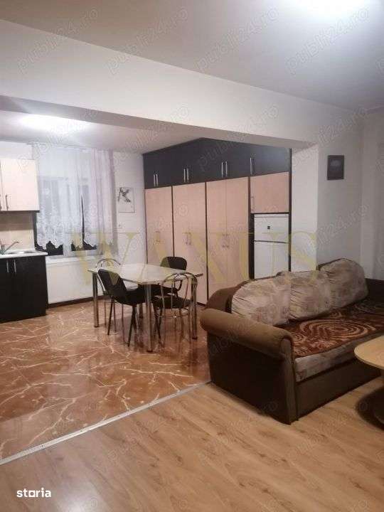 Apartament 4 camere,Zona Hotel Diana,Etaj 3,Scara Interioara - Imagine principală: 2/10