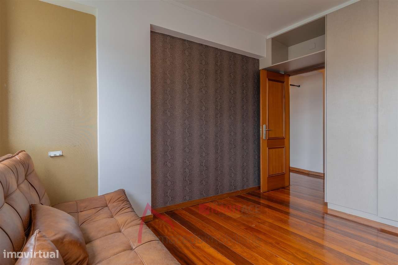 Apartamento T4 Mobilado à Venda em São Vicente, Braga-21