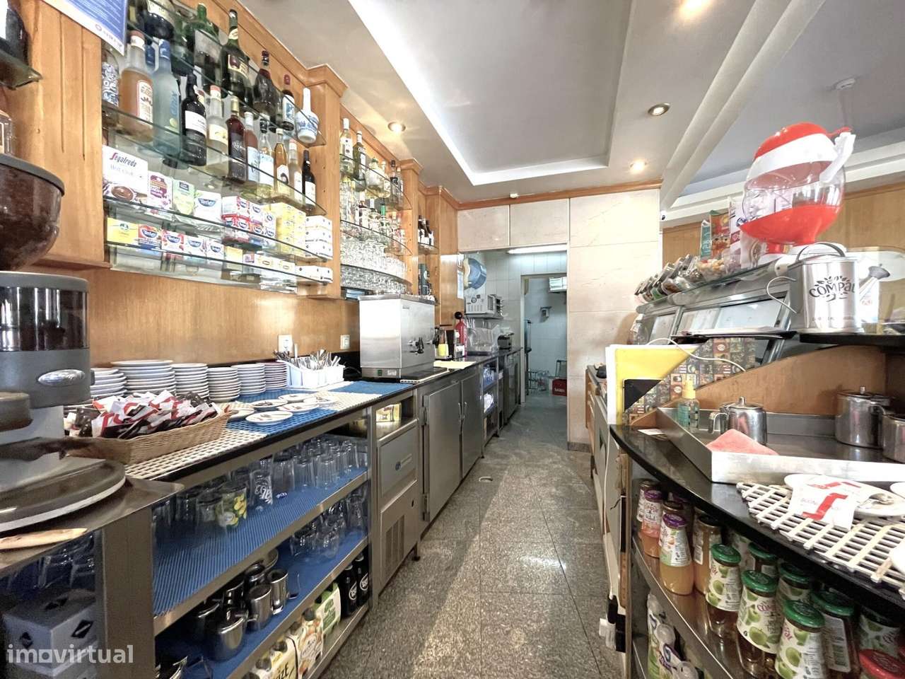 Café/Pastelaria Venda na Cova dos Vidros - Quinta do Conde-27