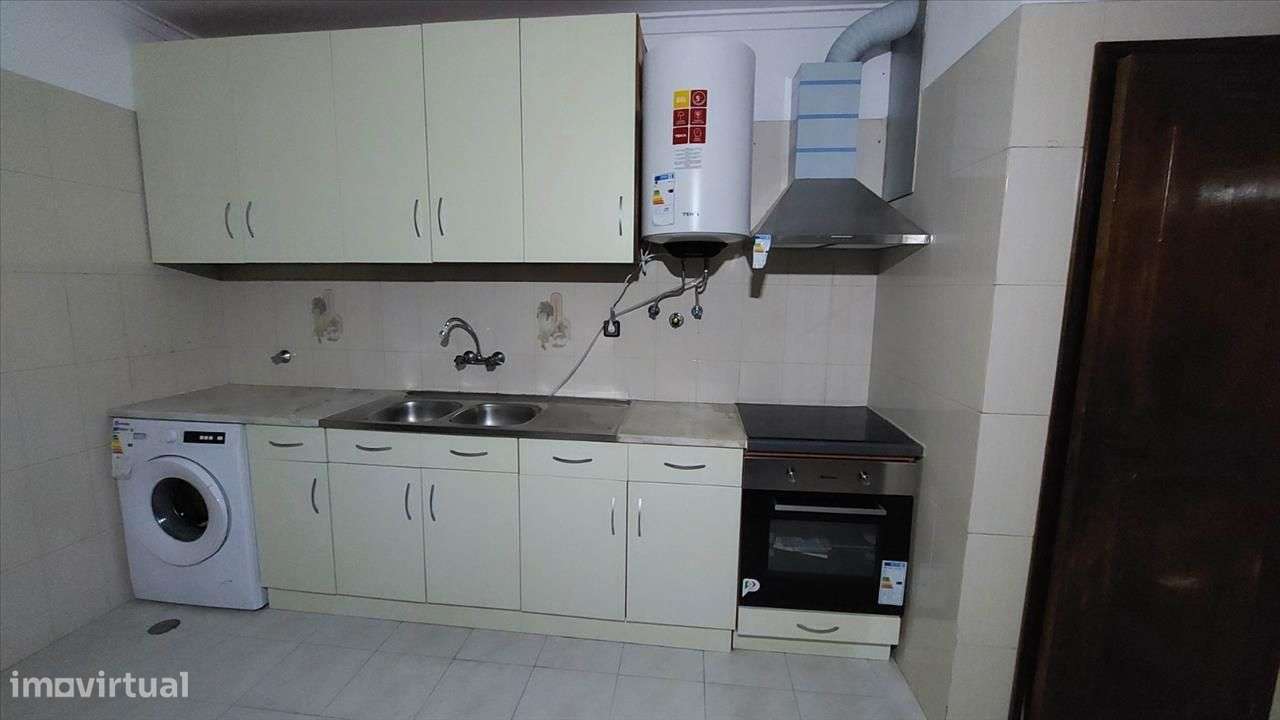 Apartamento T2 em Mem Martins, Sintra - Grande imagem: 4/7