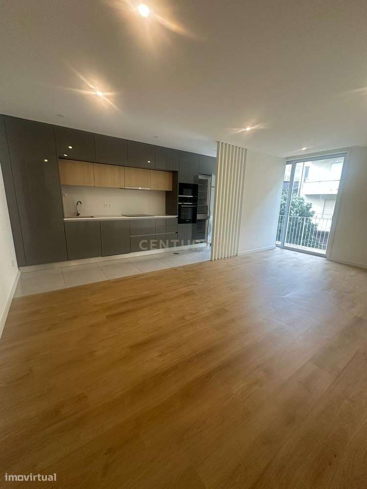 T2 para Arrendamento – Furadouro, Ovar | Último Piso com 2 Lugares de - Grande imagem: 5/13