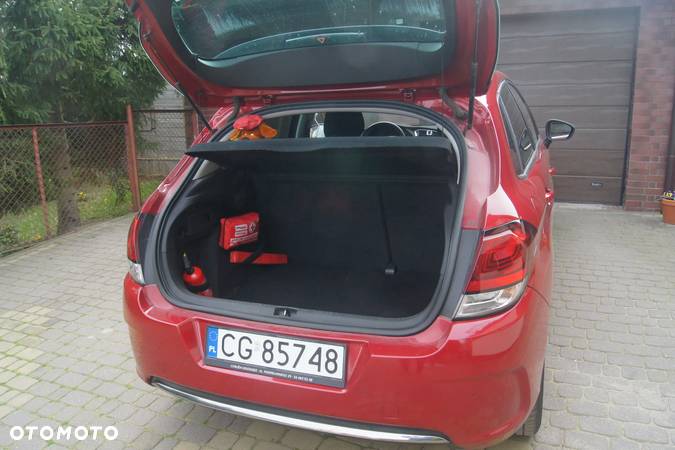 Citroën C4 1.2 PureTech MoreLife - 12