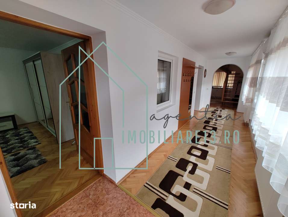 Casa cu 4 dormitoare si piscina aproape de centrul Municipiul Sebes - Imagine principală: 5/17