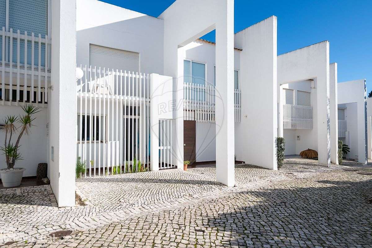 Moradia T2 para venda - Grande imagem: 3/29