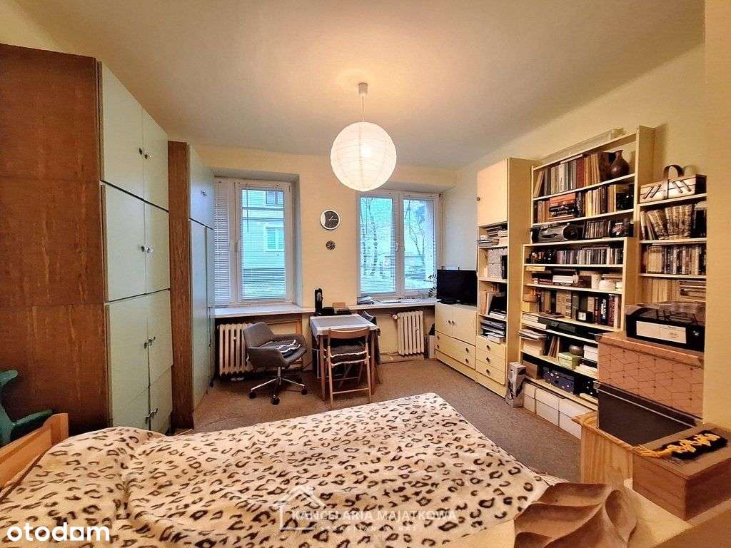 Kawalerka ścisłe Centrum parter-0