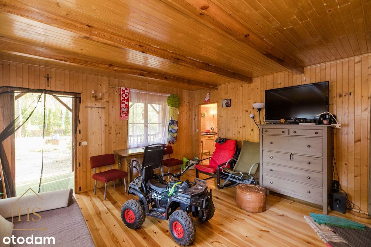 Urokliwa działka ROD "SOSENKA"  – idealne miejsce na rodzinne wypady!-9