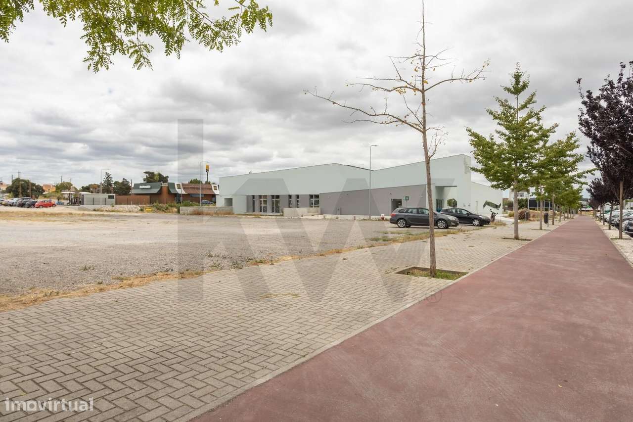 Apartamento T2 na Moita – 94m2, Arrecadação no Sótão, Varandas e Local - Grande imagem: 4/35