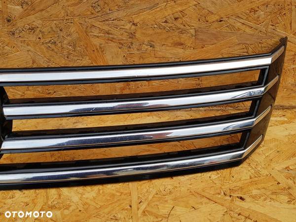 VOLKSWAGEN PASSAT B7 10- ATRAPA KRATKA GRILL ZDERZAKA PRZÓD 3AA853655 - 3