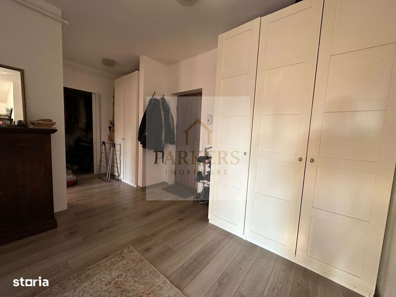 Apartament de vanzare 2 camere cu gradina in Floresti utilat mobilat-7