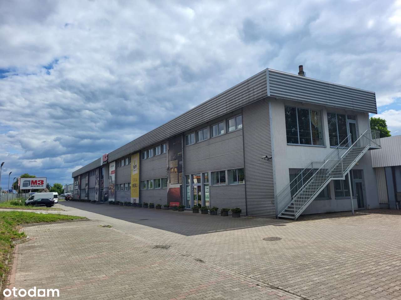 Lokal handlowo-usługowy 450m.kw. w centrum handlowym w Kaliszu - Pełny obrazek: 2/8