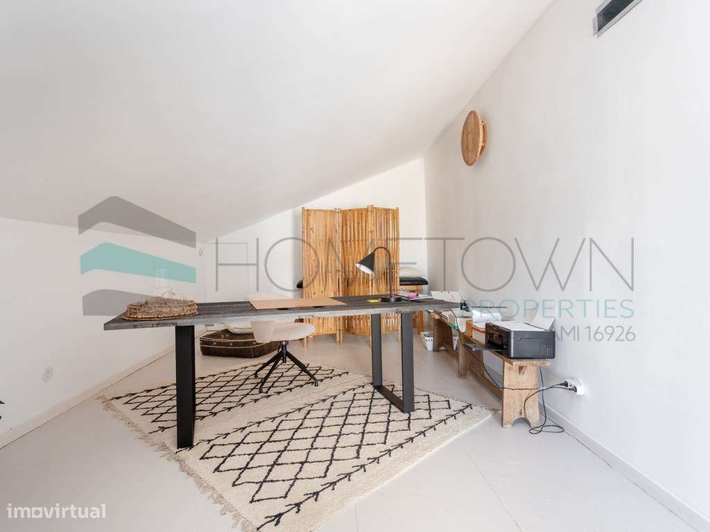 Linda moradia renovada com 4 quartos e piscina - Grande imagem: 5/49