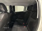 Peugeot 2008 1.6 BlueHDi GT Line - 22