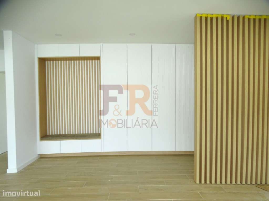 Moradia Isolada Térrea T3+1 Fernão Ferro - Grande imagem: 4/26