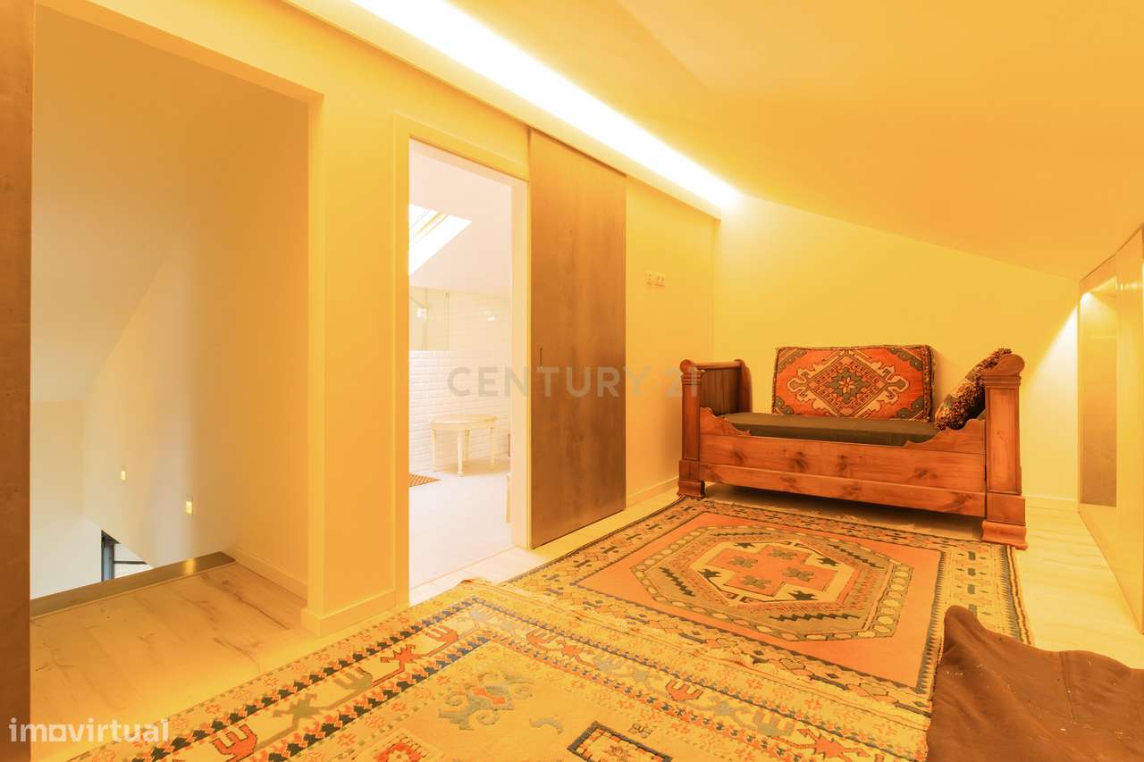 Moradia T3 de arquitetura contemporânea-20