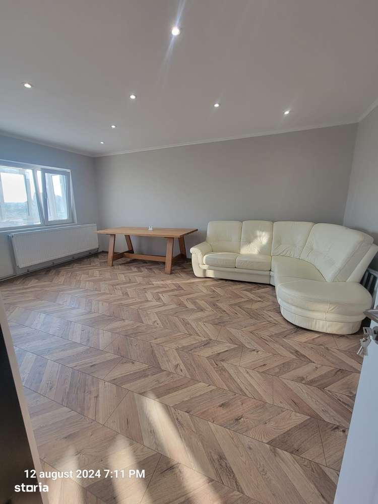 Vanzare  apartament 2 camere mobilat/utilat - zona Micro 3 - Imagine principală: 3/20