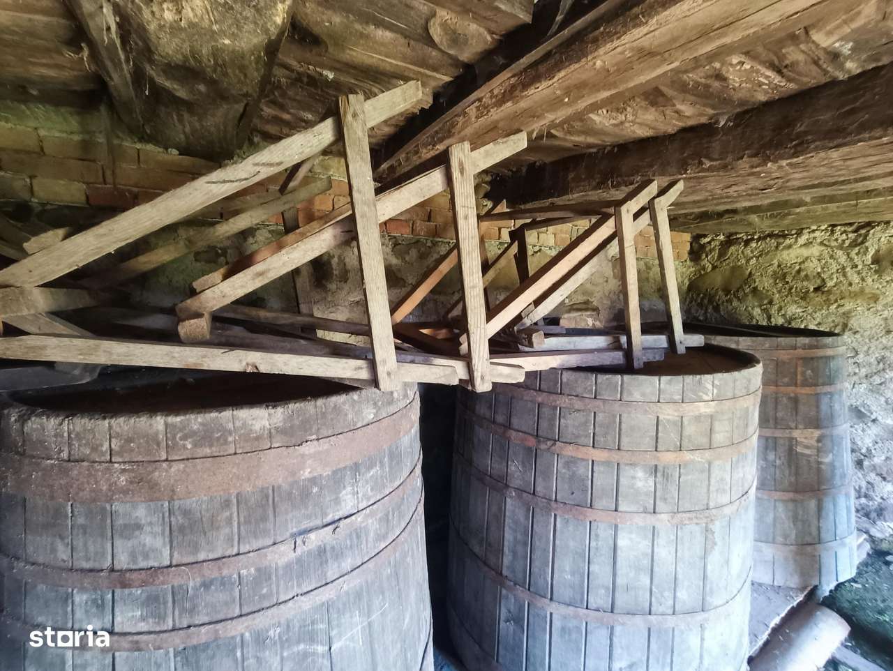 Descoperă căsuța ta de vis la poalele Munților Apuseni - Imagine principală: 4/20