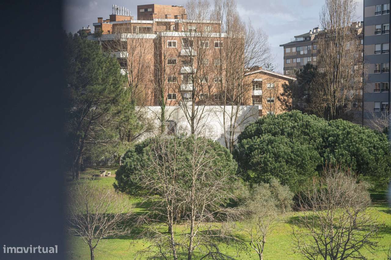 Apartamento T3 com garagem e arrumos, Foz do Douro, Porto-16