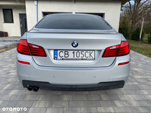 BMW Seria 5 520d xDrive - 6