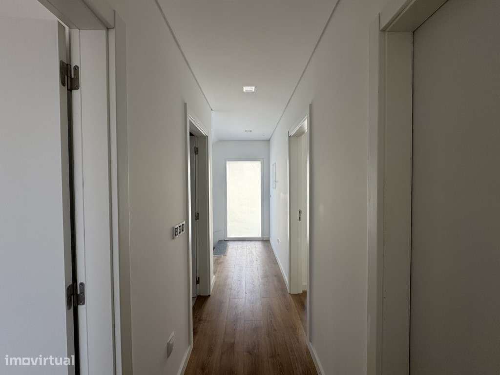 Moradia V3 em São João da Talha. - Grande imagem: 5/22