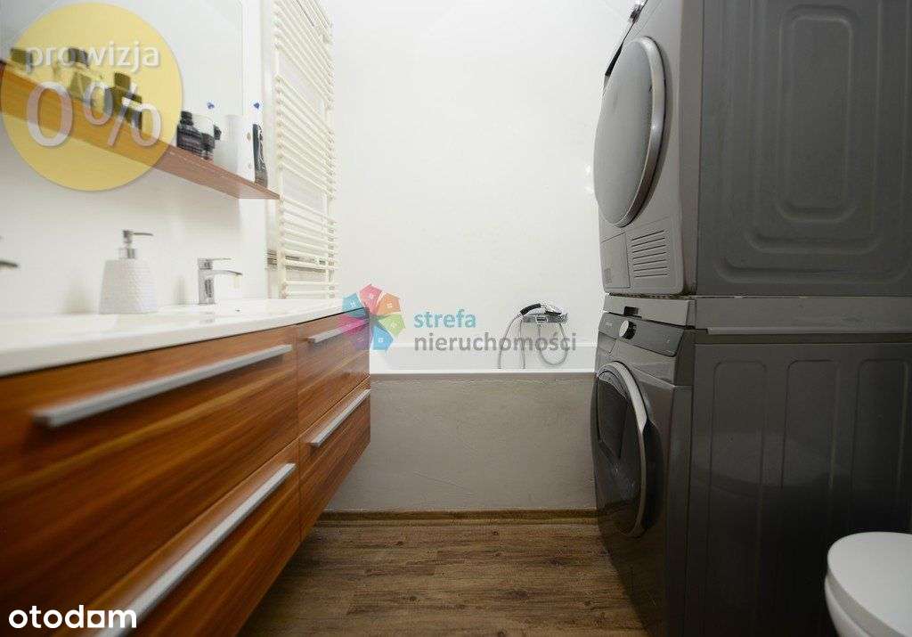 Dom z garażem na wyodrębnionej działce gruntu-14