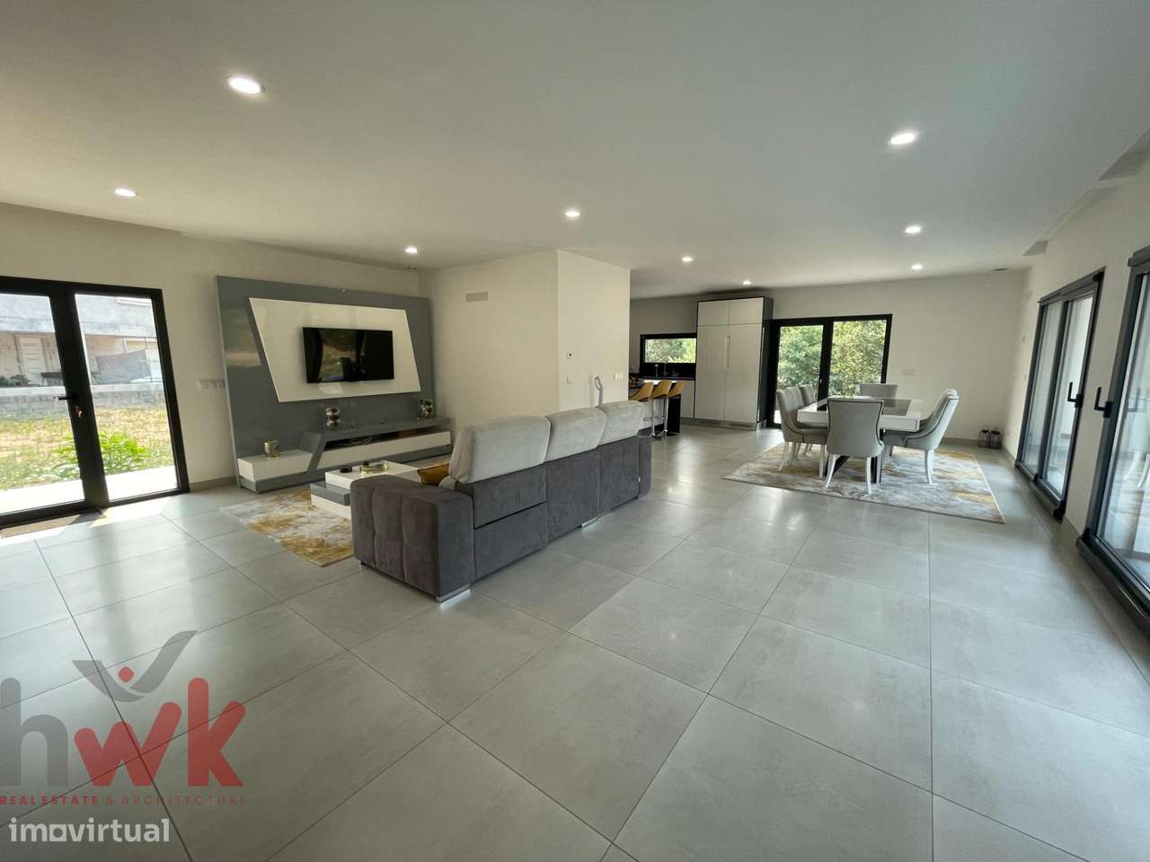 Moradia Nova T4+1 com Terreno-6