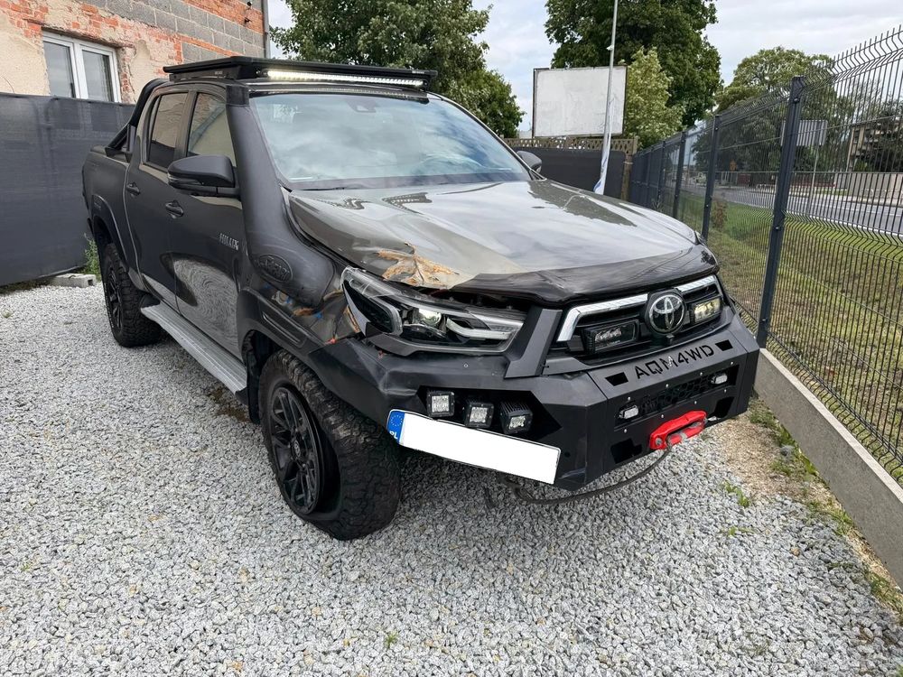 Toyota Hilux 2.8 D-4D Double Cab Invincible Sport 4x4 2023