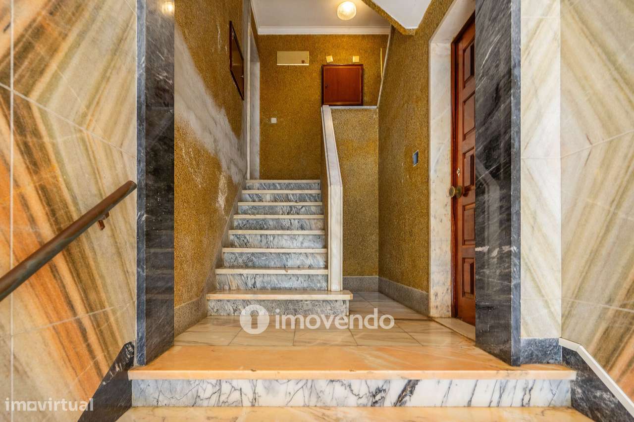 Apartamento T3 remodelado, com cozinha equipada, na Serra das Minas-39
