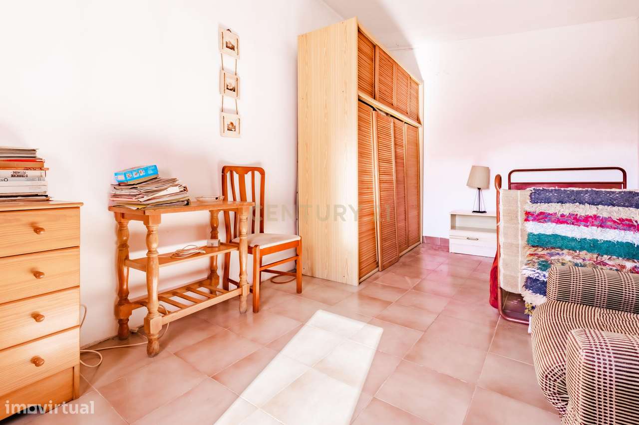 Casa T2 em Fernão Ferro, Seixal - Oportunidade Única!-28