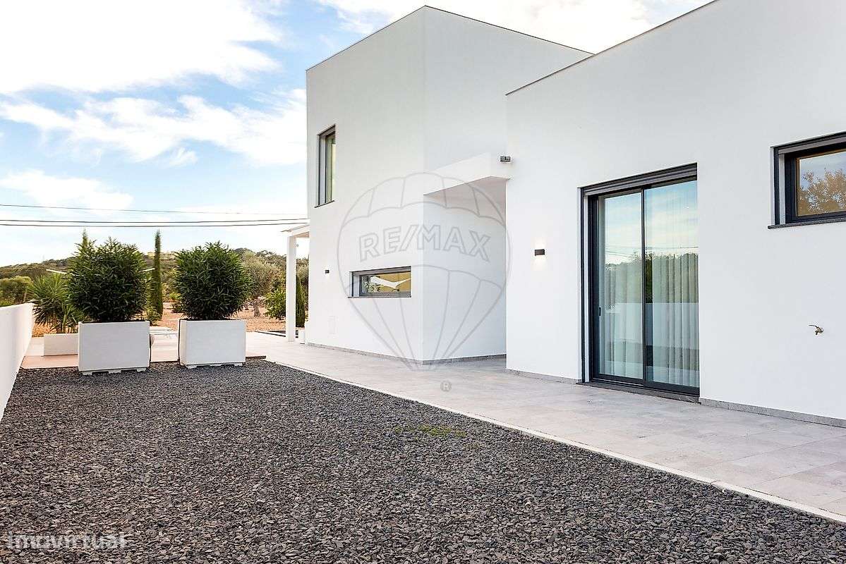 Moradia T4 para venda-29