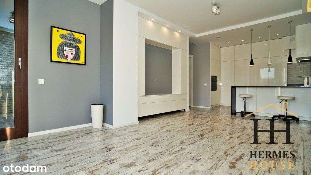 Trzypokojowe mieszkanie w Metropolitan Park-1