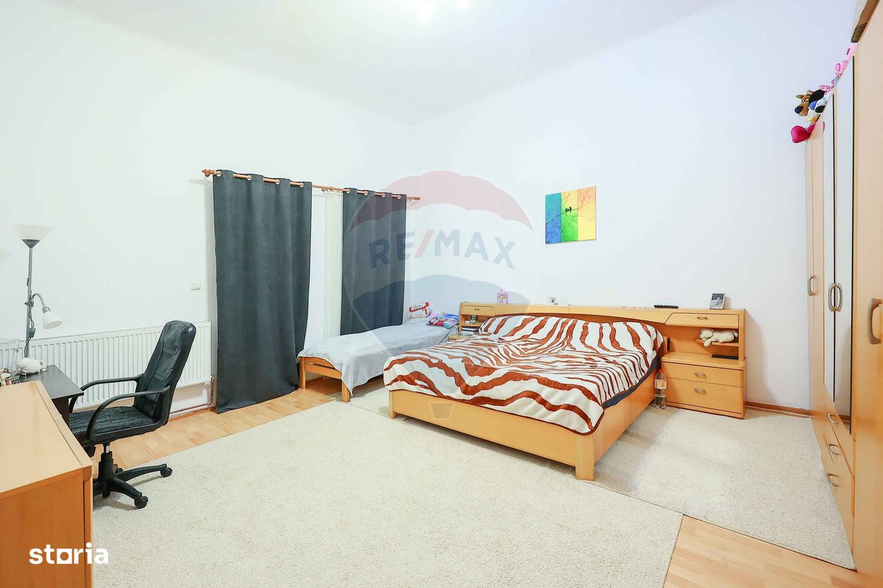 De vânzare Apartament cu 3 camere, Ultracentral, str. Primăriei