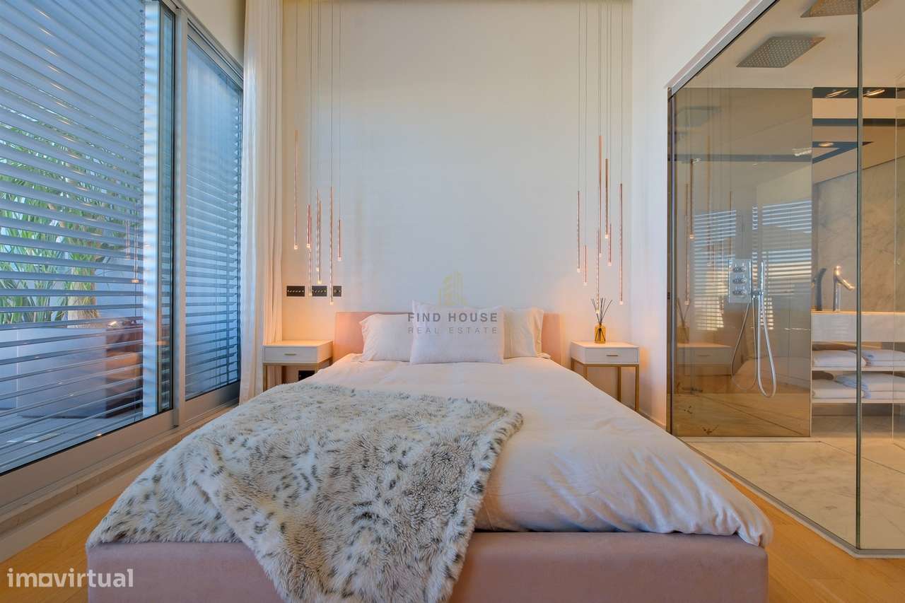 Penthouse T3 com terraço e 3 lugares de garagem na Alameda dos Oceanos-25