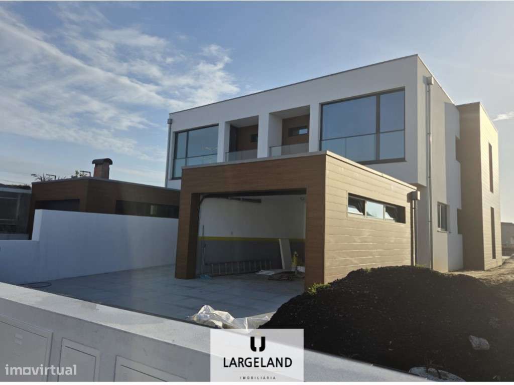 Moradia T4 em construção - Aradas, Aveiro-16