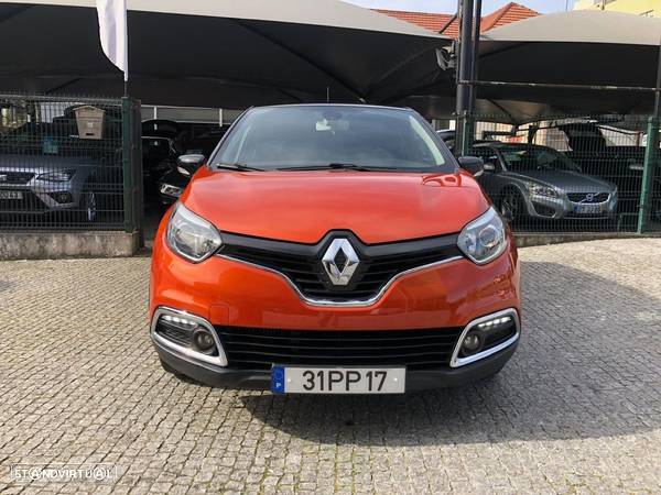 Renault Captur 0.9 TCE Exclusive - 2